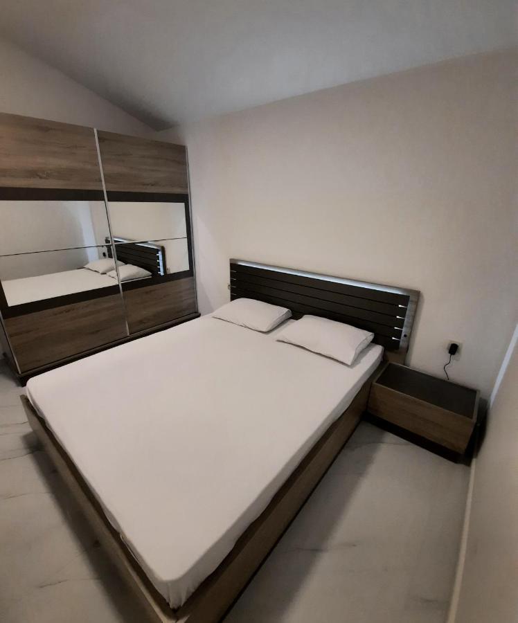 Apartments "4You" 蒂瓦特 外观 照片